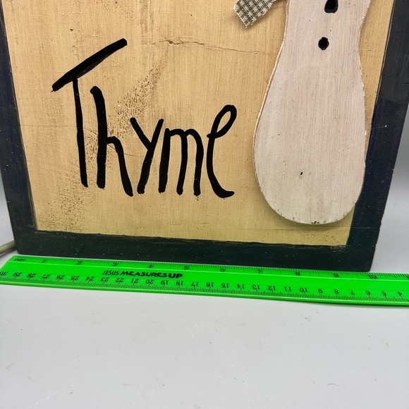 Vintage wooden Winter snowman sign - Picture 6 of 10